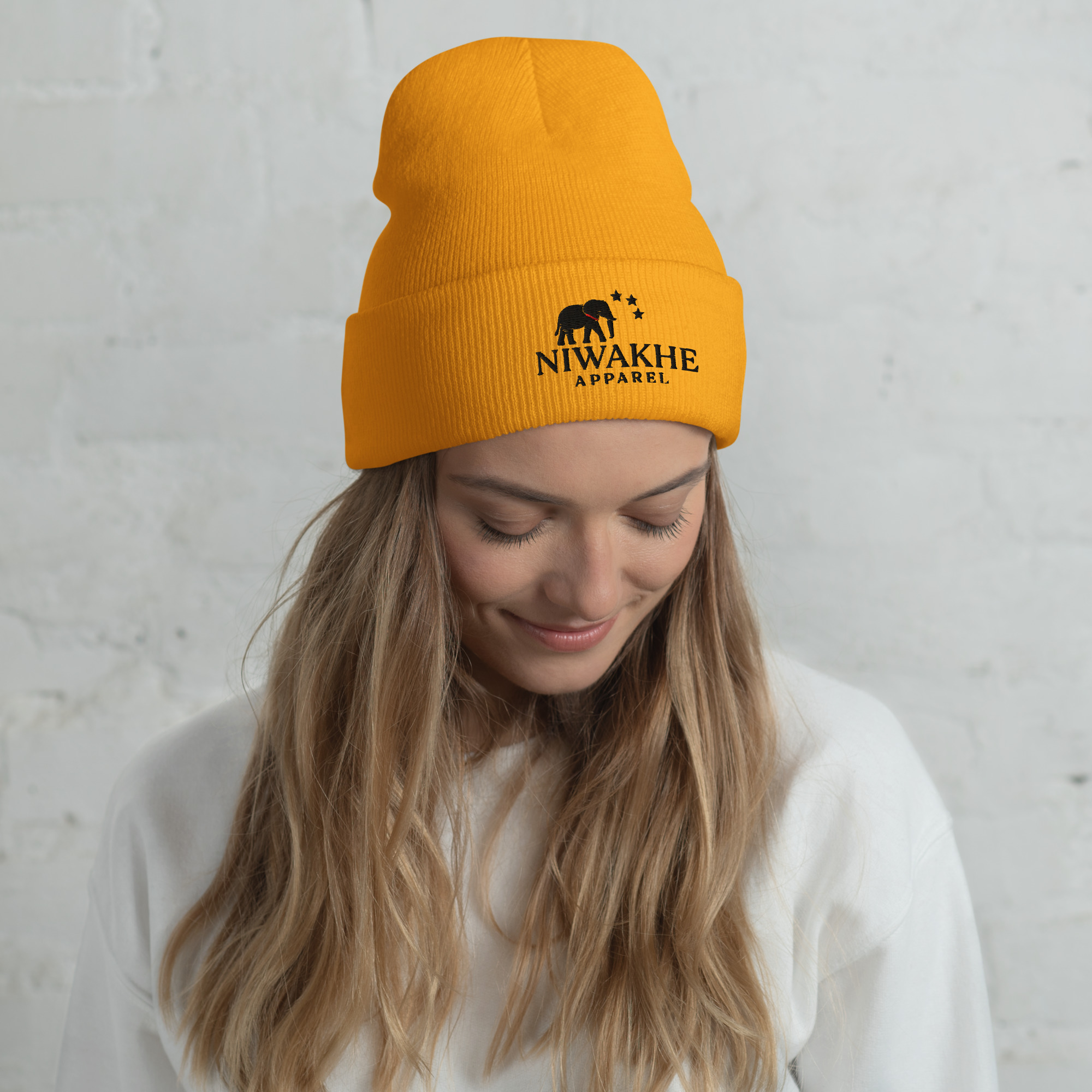 Niwakhe Signature - Cuffed Beanie - Black - Image 4